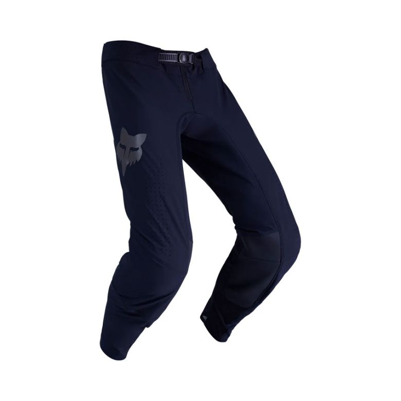 MOTOKROS KOMPLET FOX FLEXAIR BLACKOUT